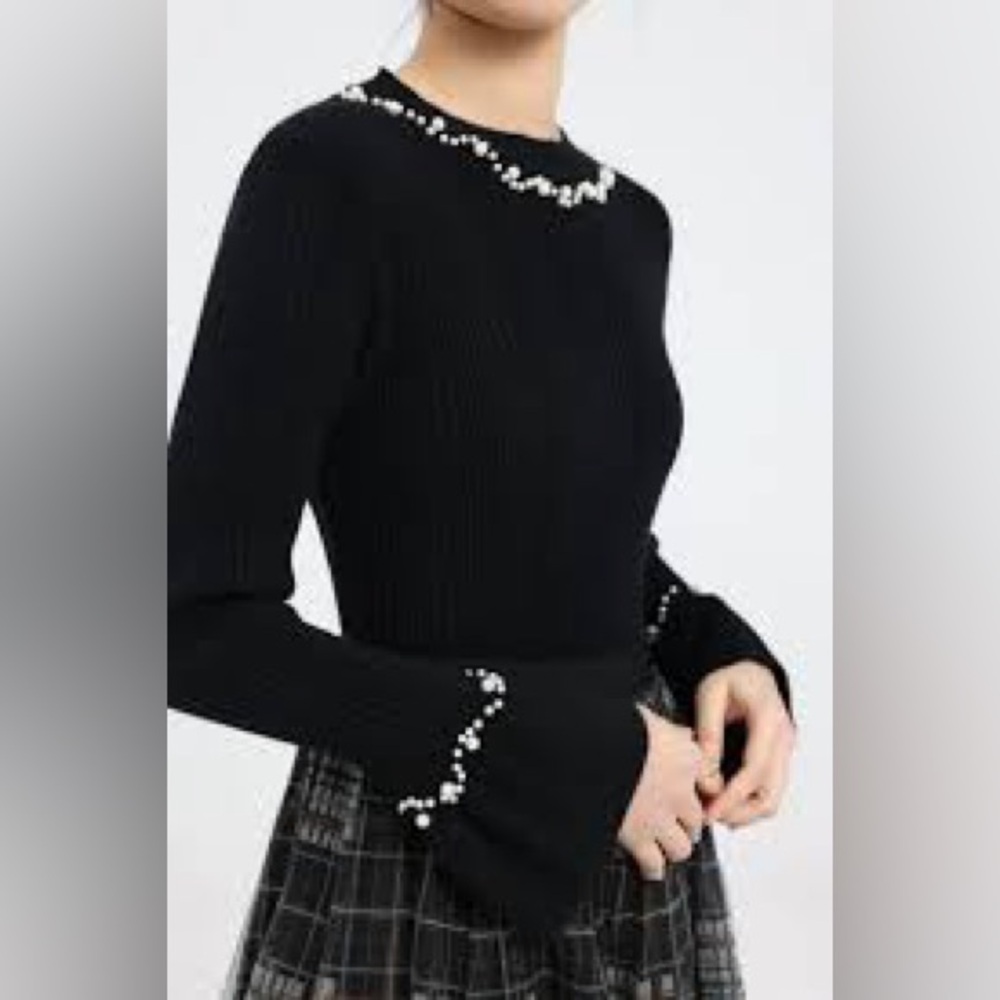 Commense Beaded-Decor Ruffle Knit Top - Picture 4 of 16
